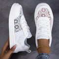 Daniela | Zapatillas con encaje floral