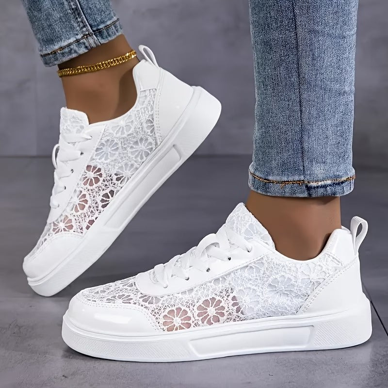 Daniela | Zapatillas con encaje floral