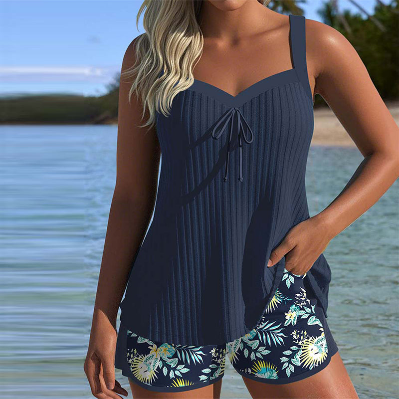 Luna | Tankini de rayas con short de playa, dos piezas