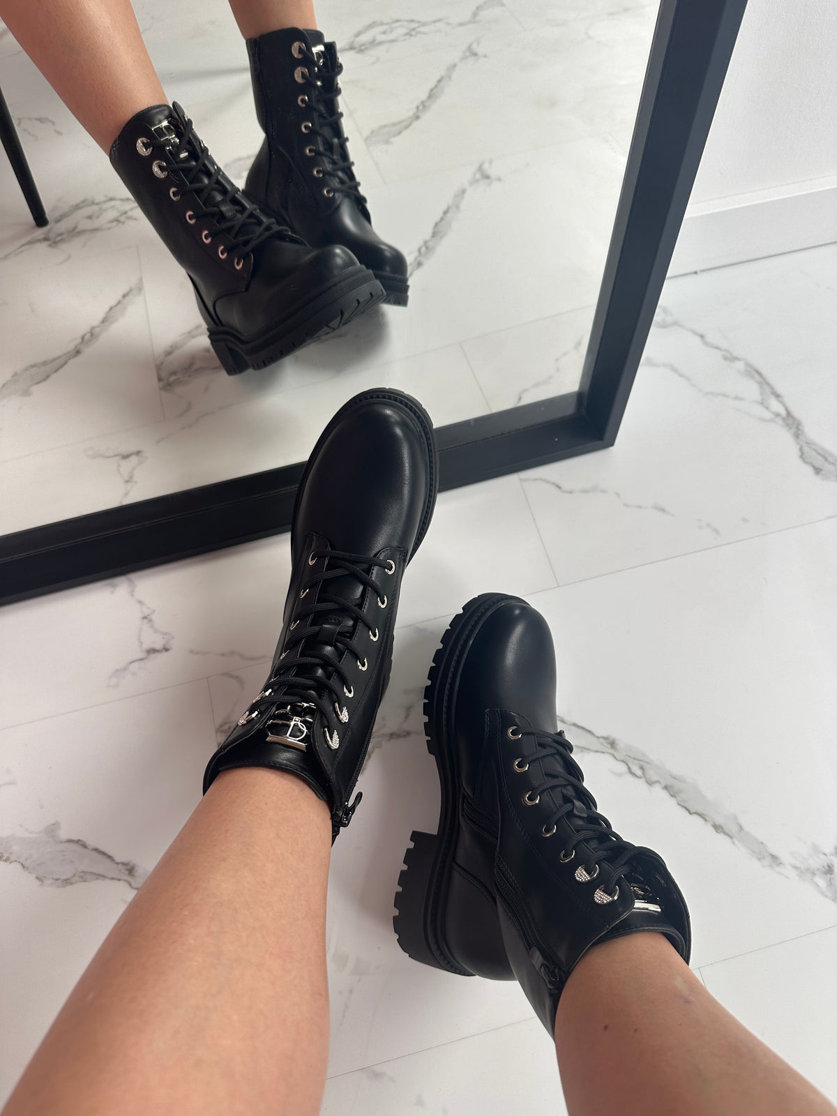 Sarina Botas Negras