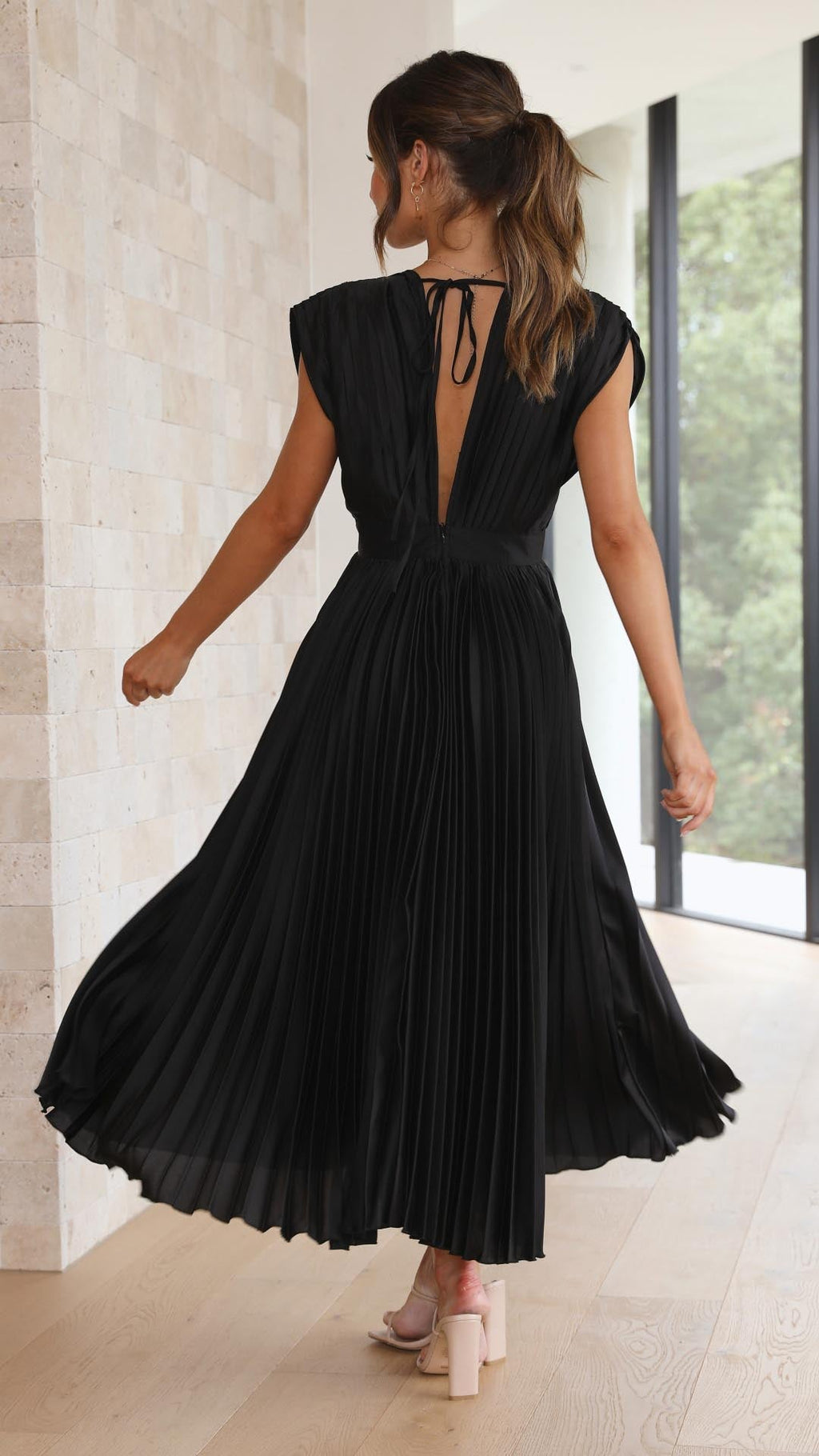 Violeta | Elegante vestido plisado