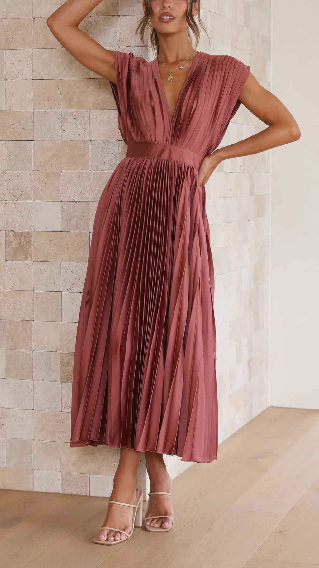 Violeta | Elegante vestido plisado