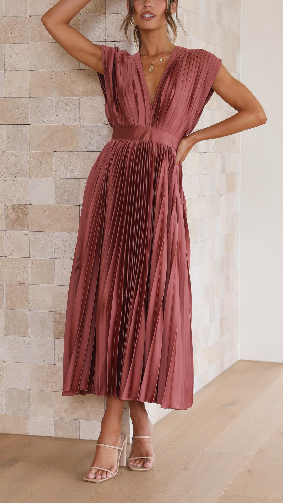 Violeta | Elegante vestido plisado