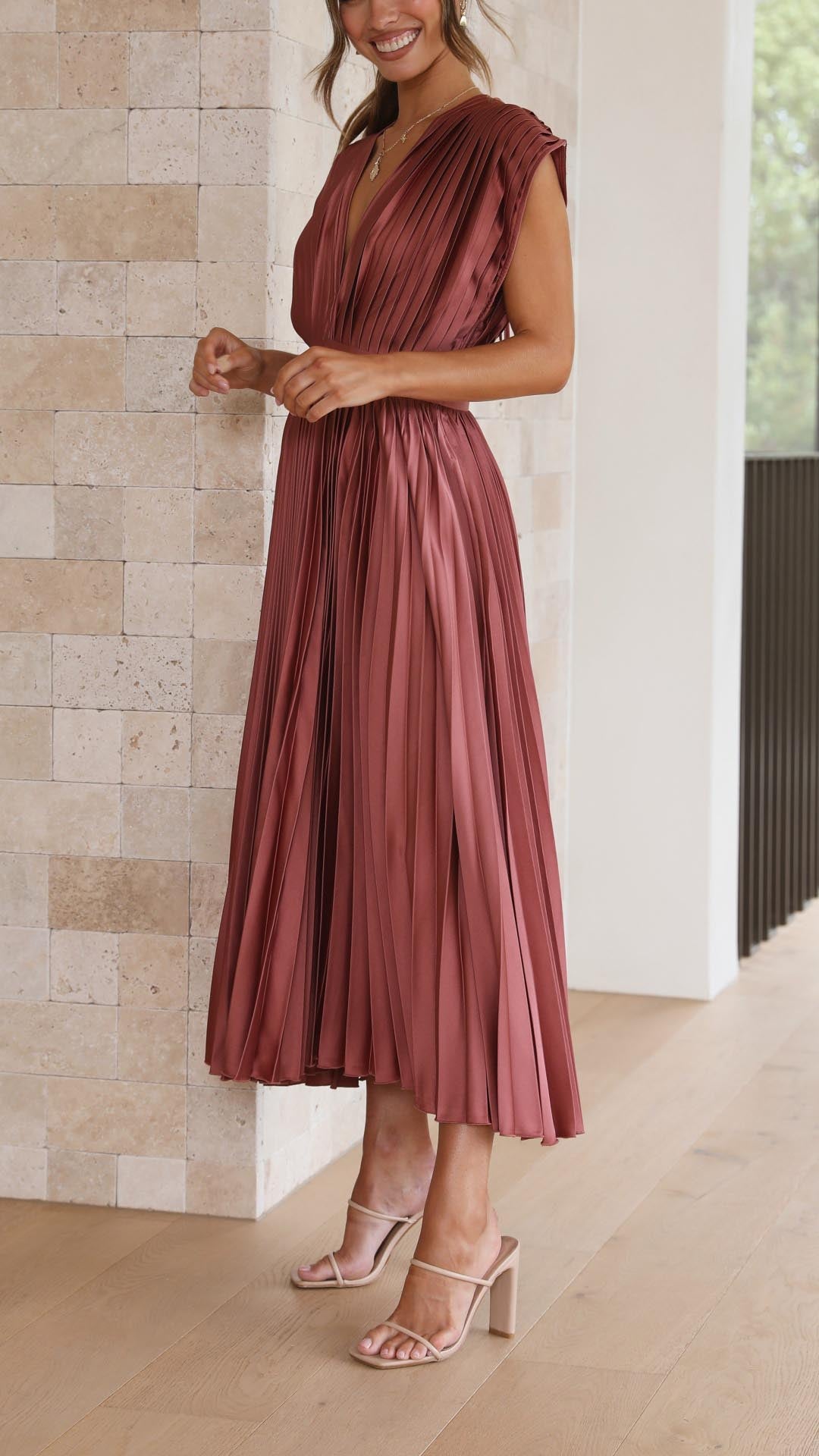 Violeta | Elegante vestido plisado