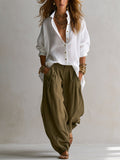 Adriana | Conjunto de Camisa Blanca y Pantalón Verde de Pierna Ancha